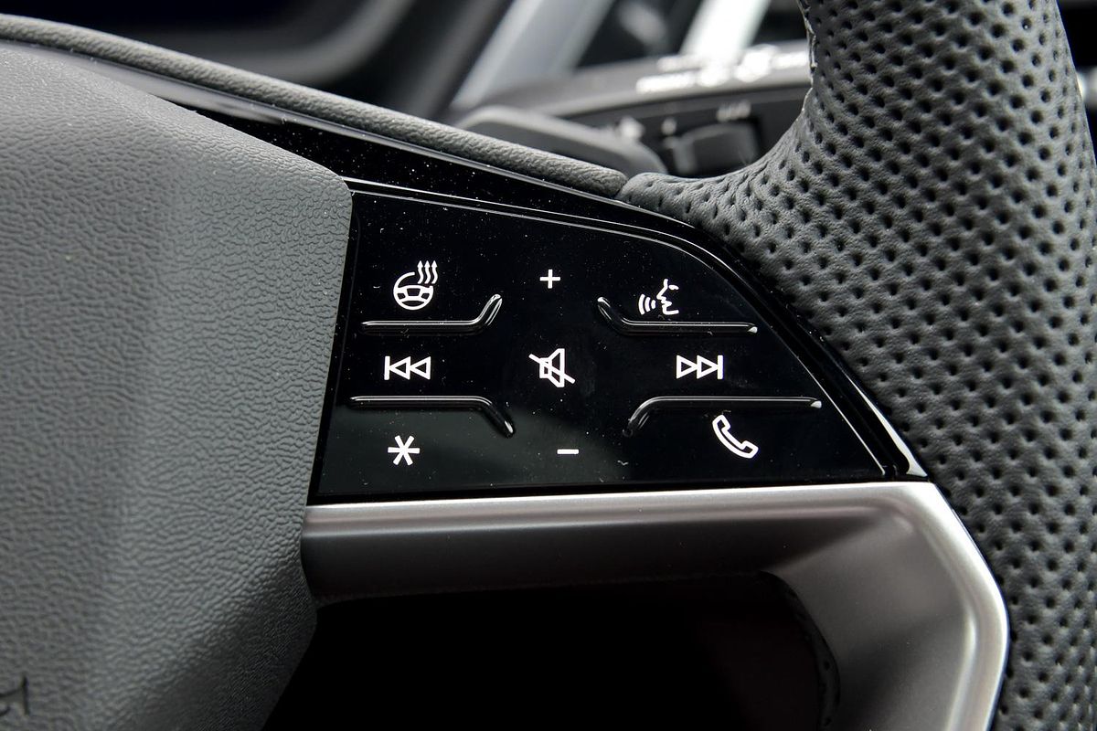 2024 Audi Q4 e-tron 55 F4