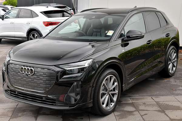 2024 Audi Q4 e-tron 55 F4