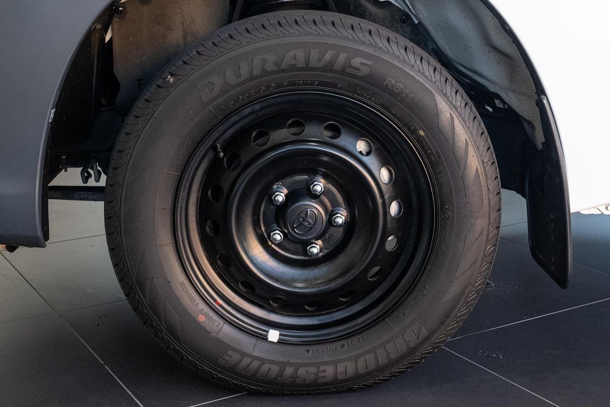 2022 Toyota Hilux Workmate TGN121R Rear Wheel Drive
