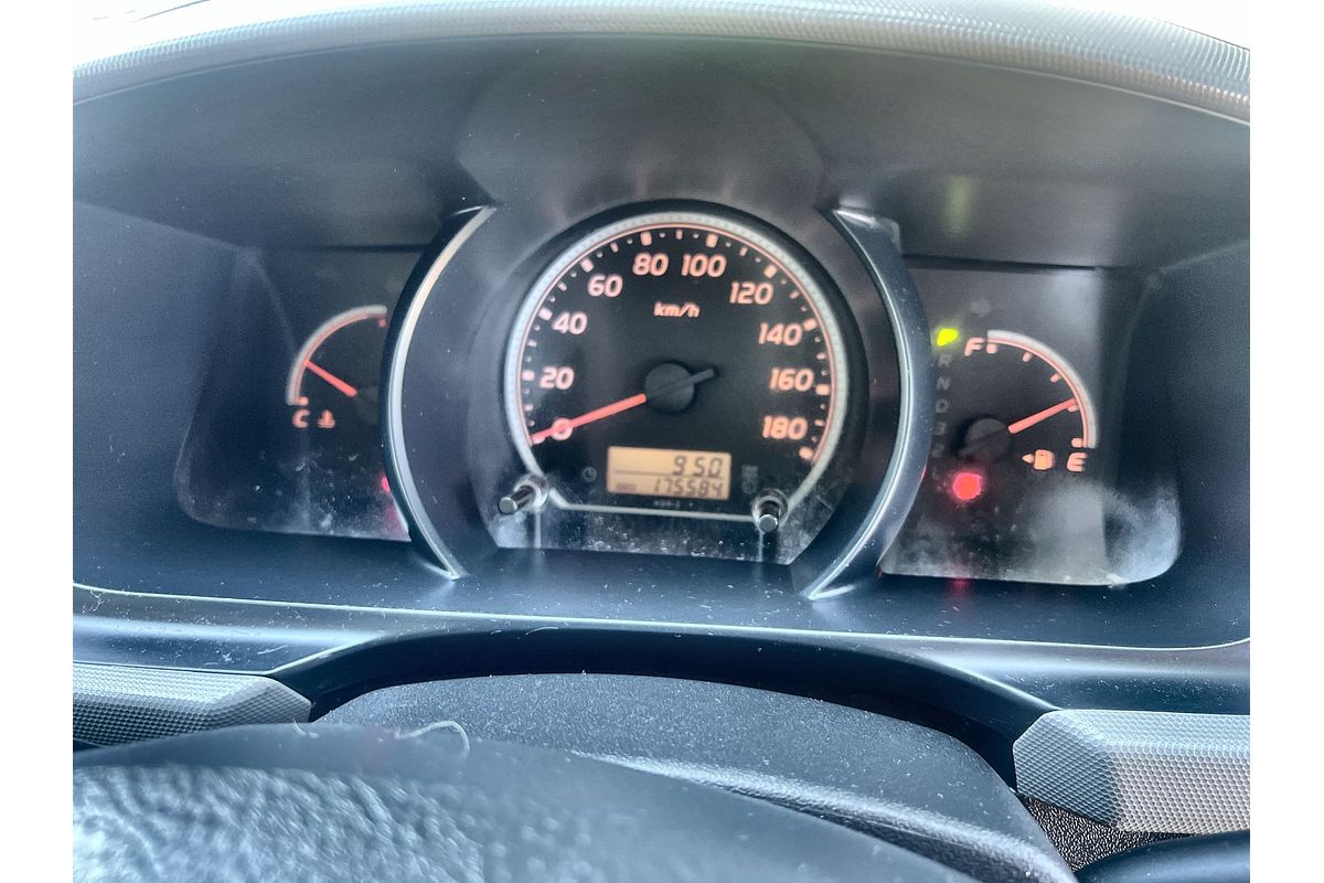 2012 Toyota Hiace Commuter KDH223R