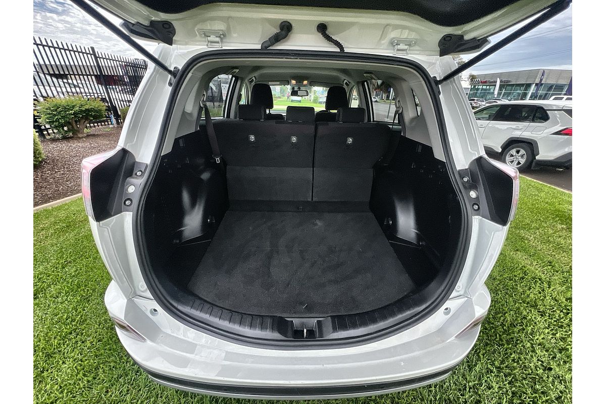 2017 Toyota RAV4 GXL ASA44R