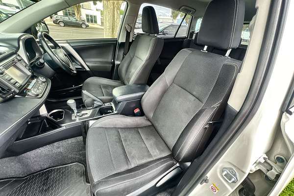 2017 Toyota RAV4 GXL ASA44R