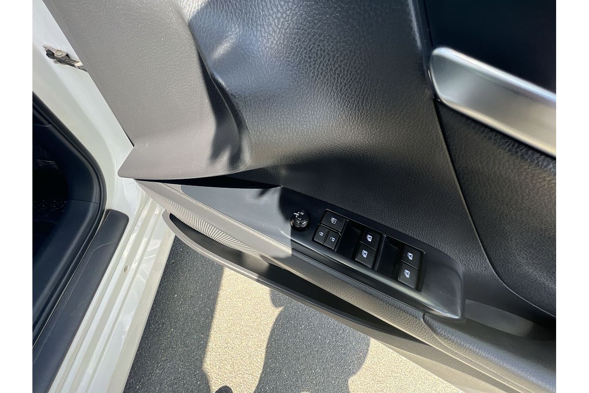 2019 Toyota Camry Ascent ASV70R