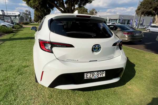 2023 Toyota Corolla SX Hybrid ZWE219R