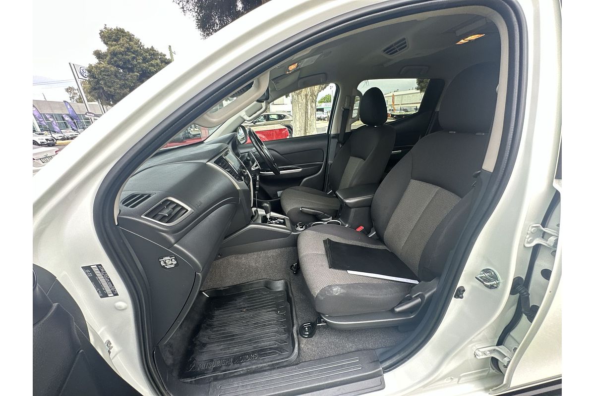 2021 Mitsubishi Triton GLS MR 4X4