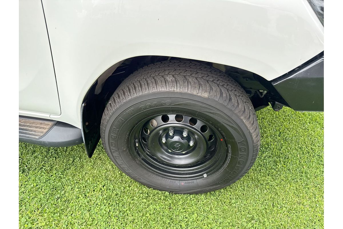 2020 Toyota Hilux SR GUN126R 4X4