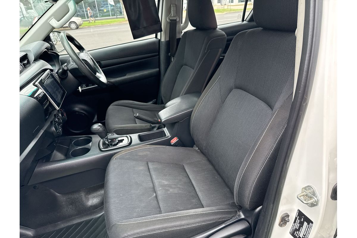 2020 Toyota Hilux SR GUN126R 4X4