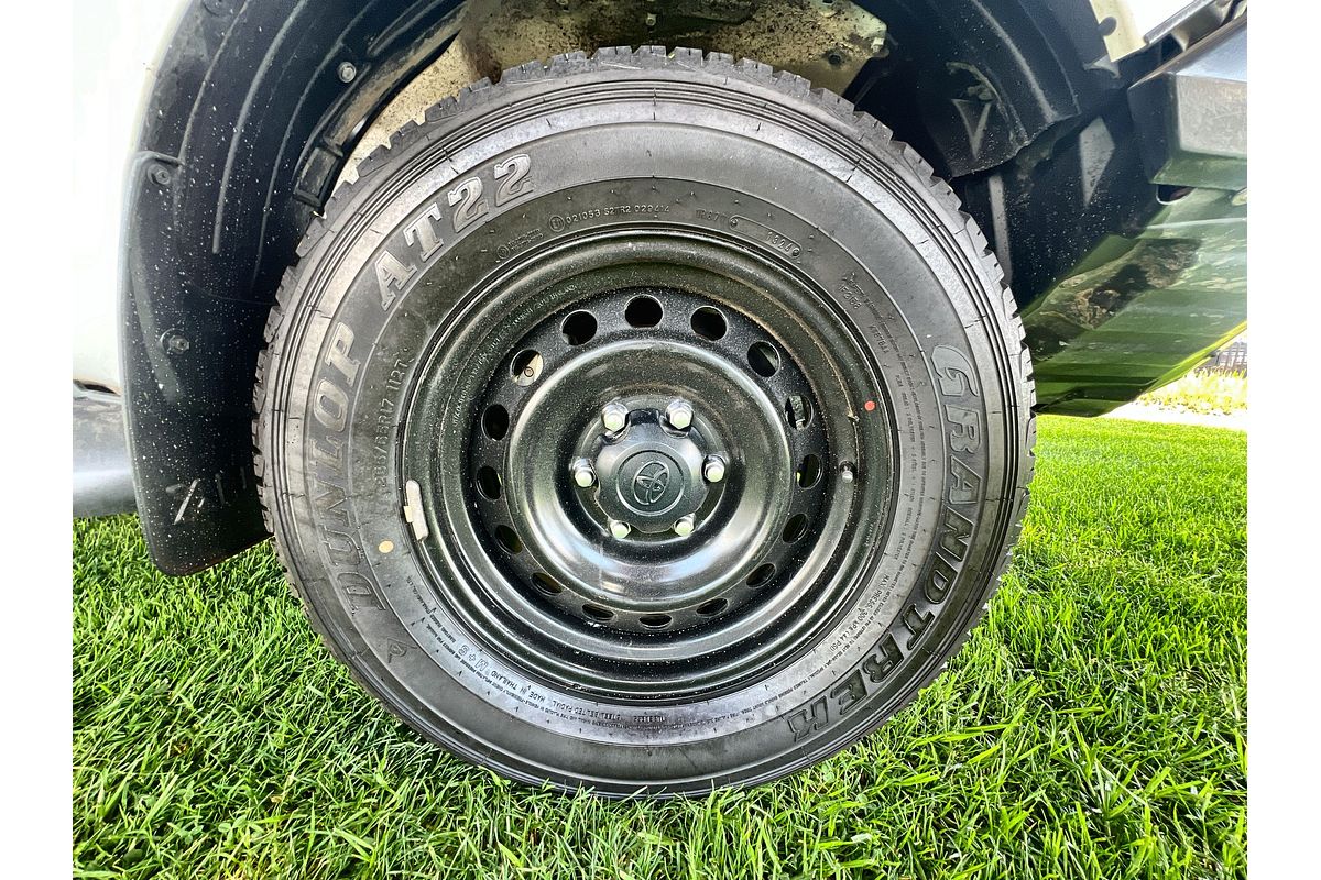 2019 Toyota Hilux SR GUN126R 4X4