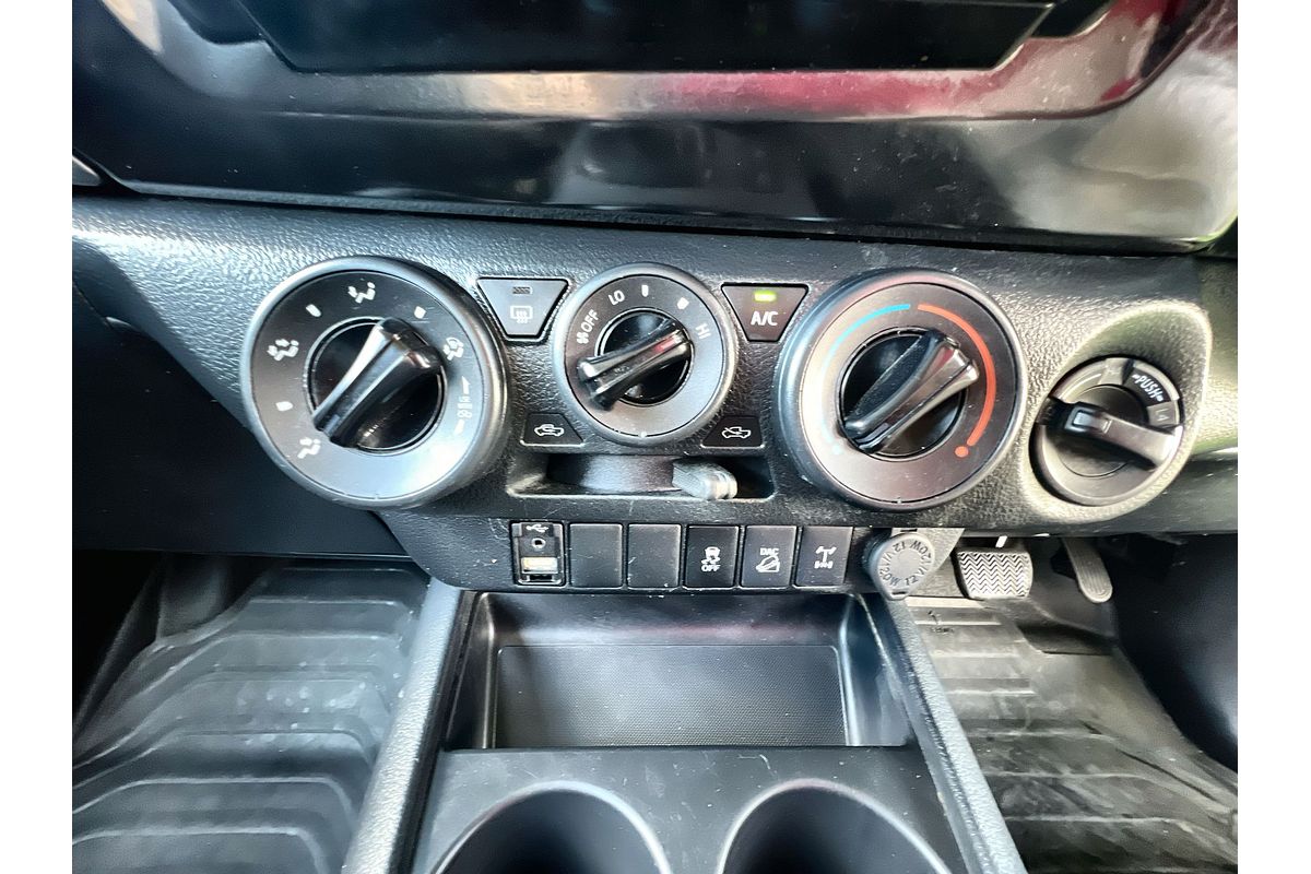 2019 Toyota Hilux SR GUN126R 4X4