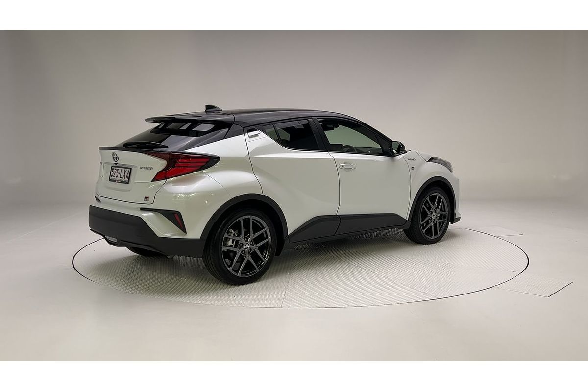 2022 Toyota C-HR GR Sport ZYX10R
