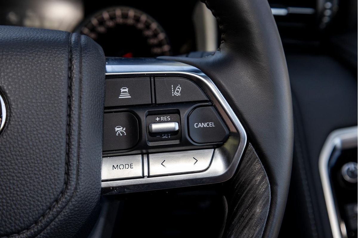 2024 Toyota Landcruiser GR Sport FJA300R