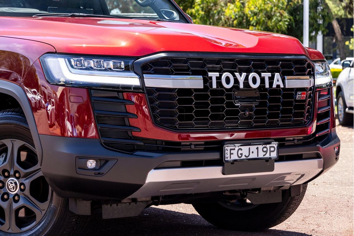 2024 Toyota Landcruiser GR Sport FJA300R