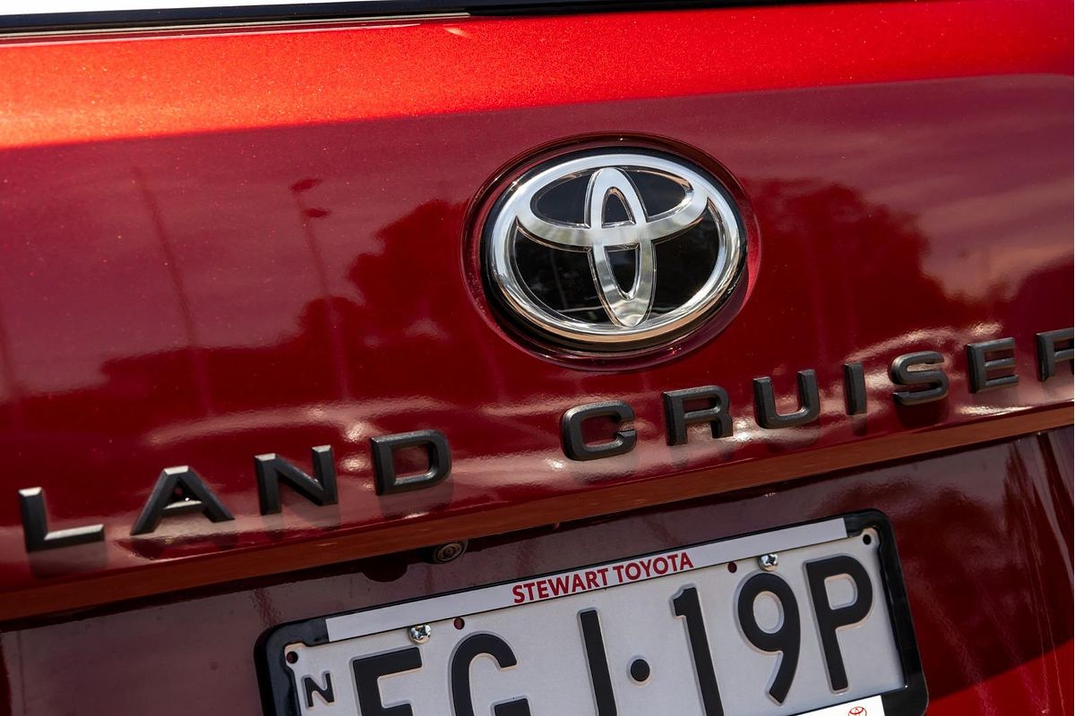 2024 Toyota Landcruiser GR Sport FJA300R