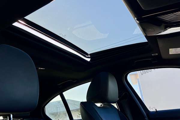 2019 BMW 3 Series 320i M Sport G20