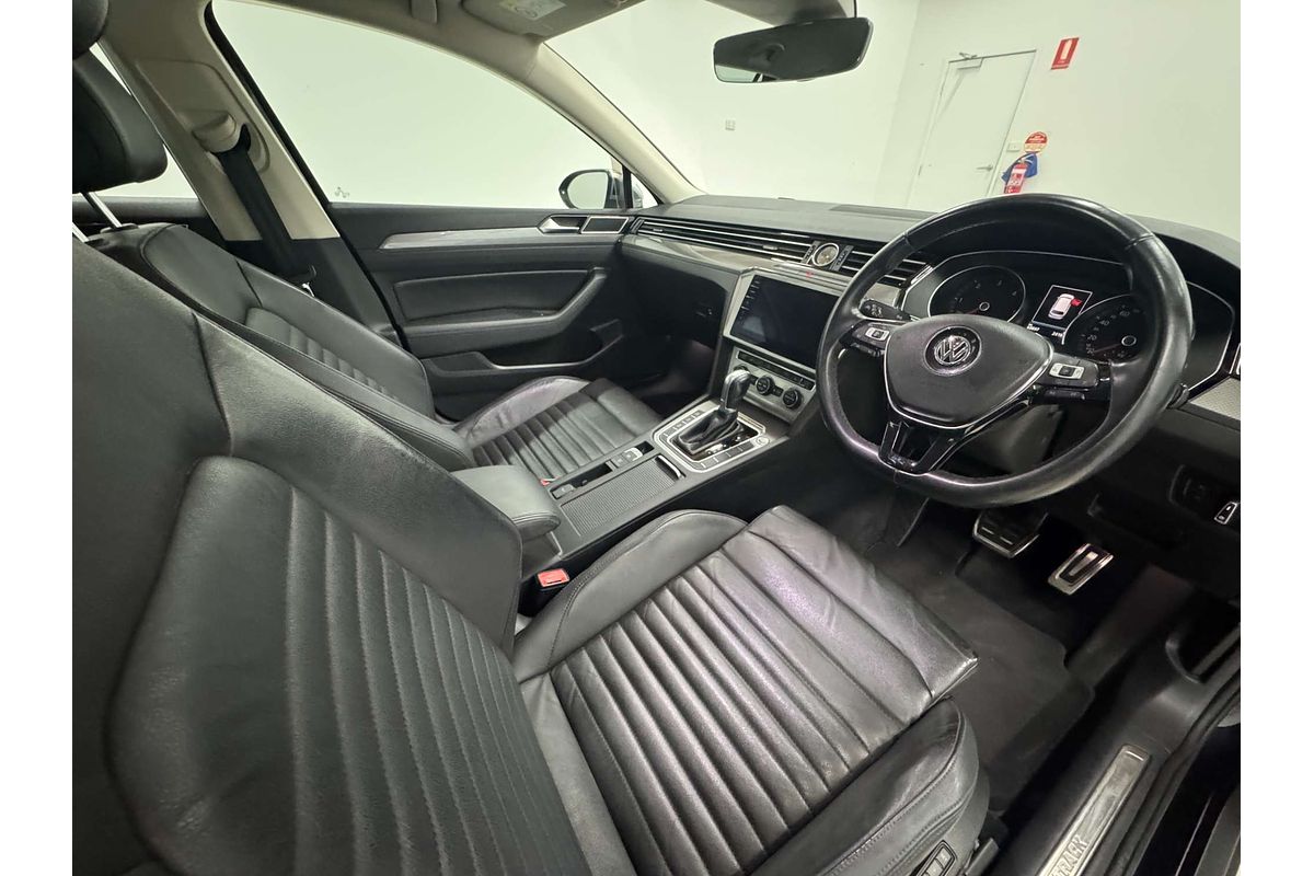 2017 Volkswagen Passat 140TDI Alltrack B8