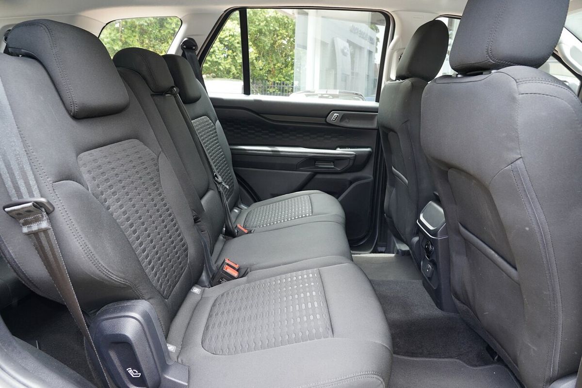 2024 Ford Everest Ambiente