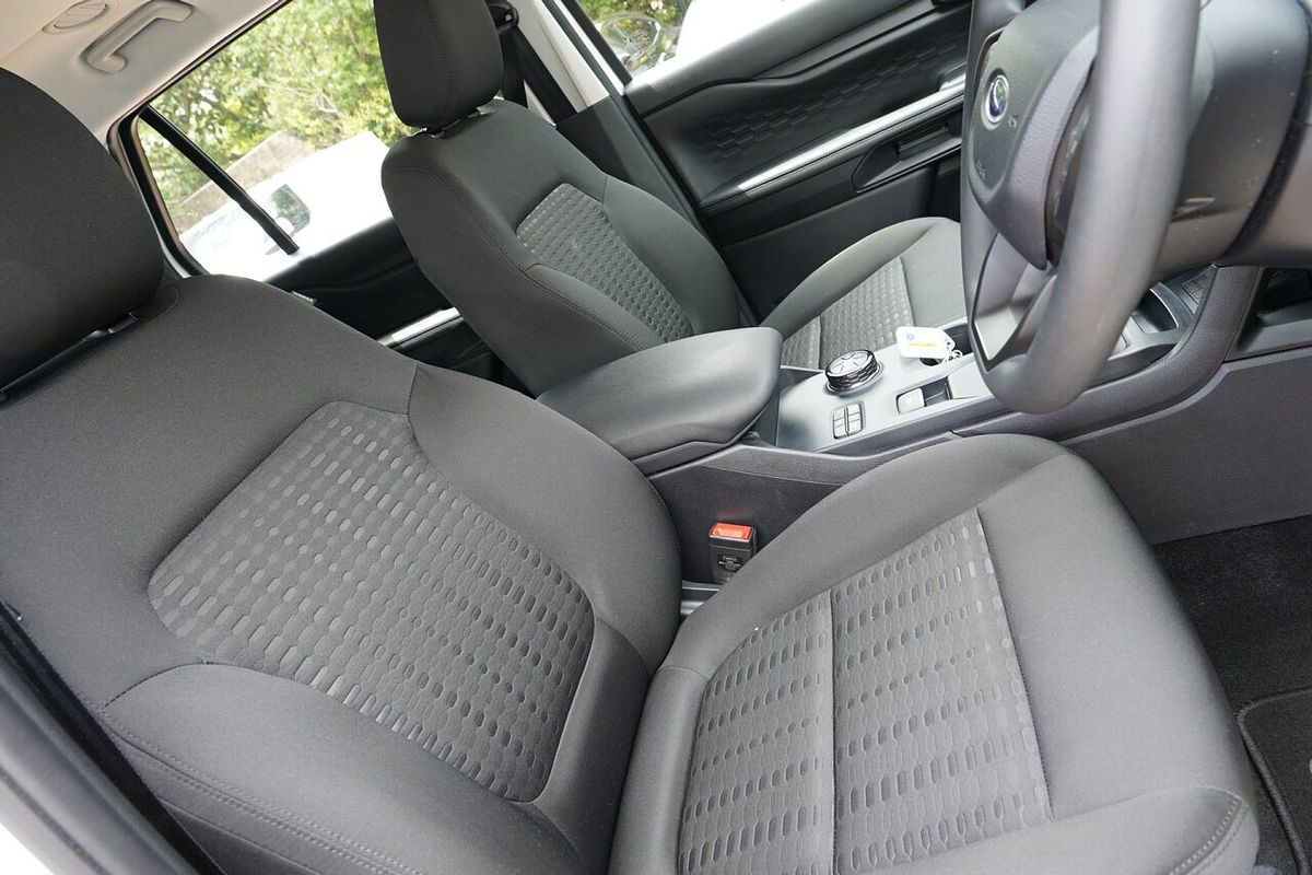 2024 Ford Everest Ambiente