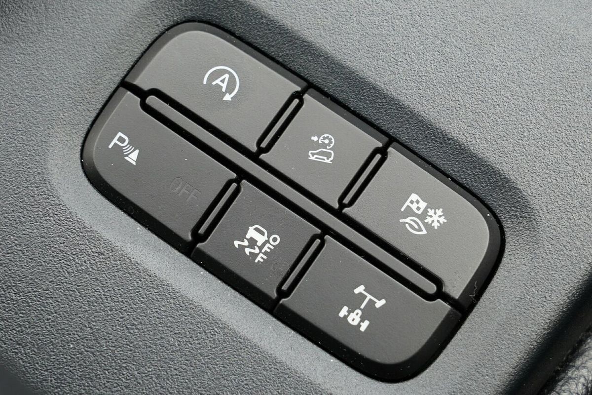 2024 Ford Everest Ambiente