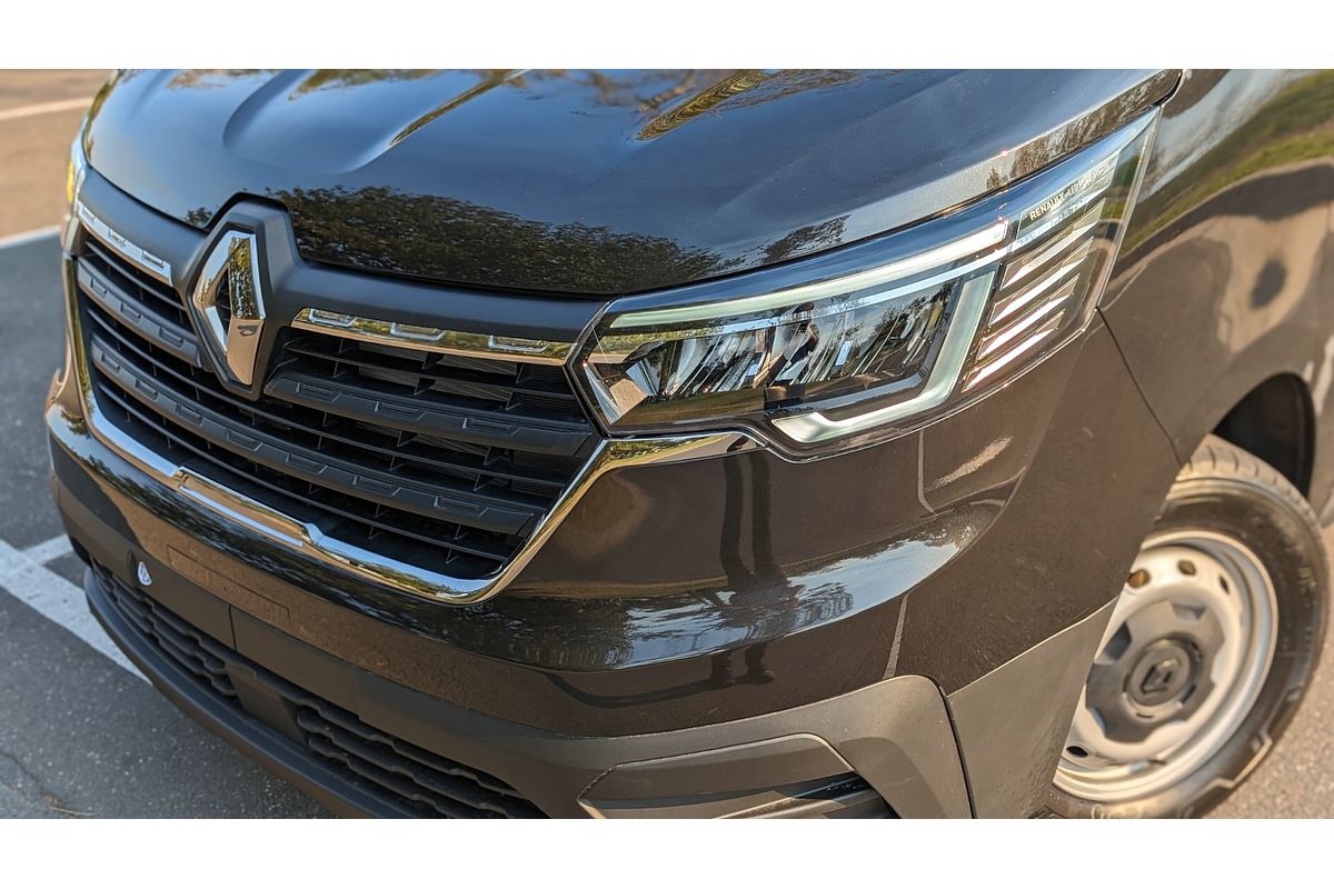 2025 Renault Trafic Premium X82 LWB