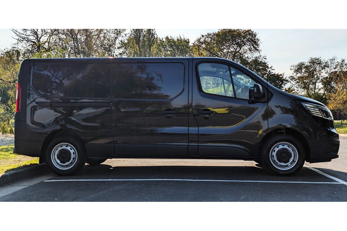2025 Renault Trafic Premium X82 LWB