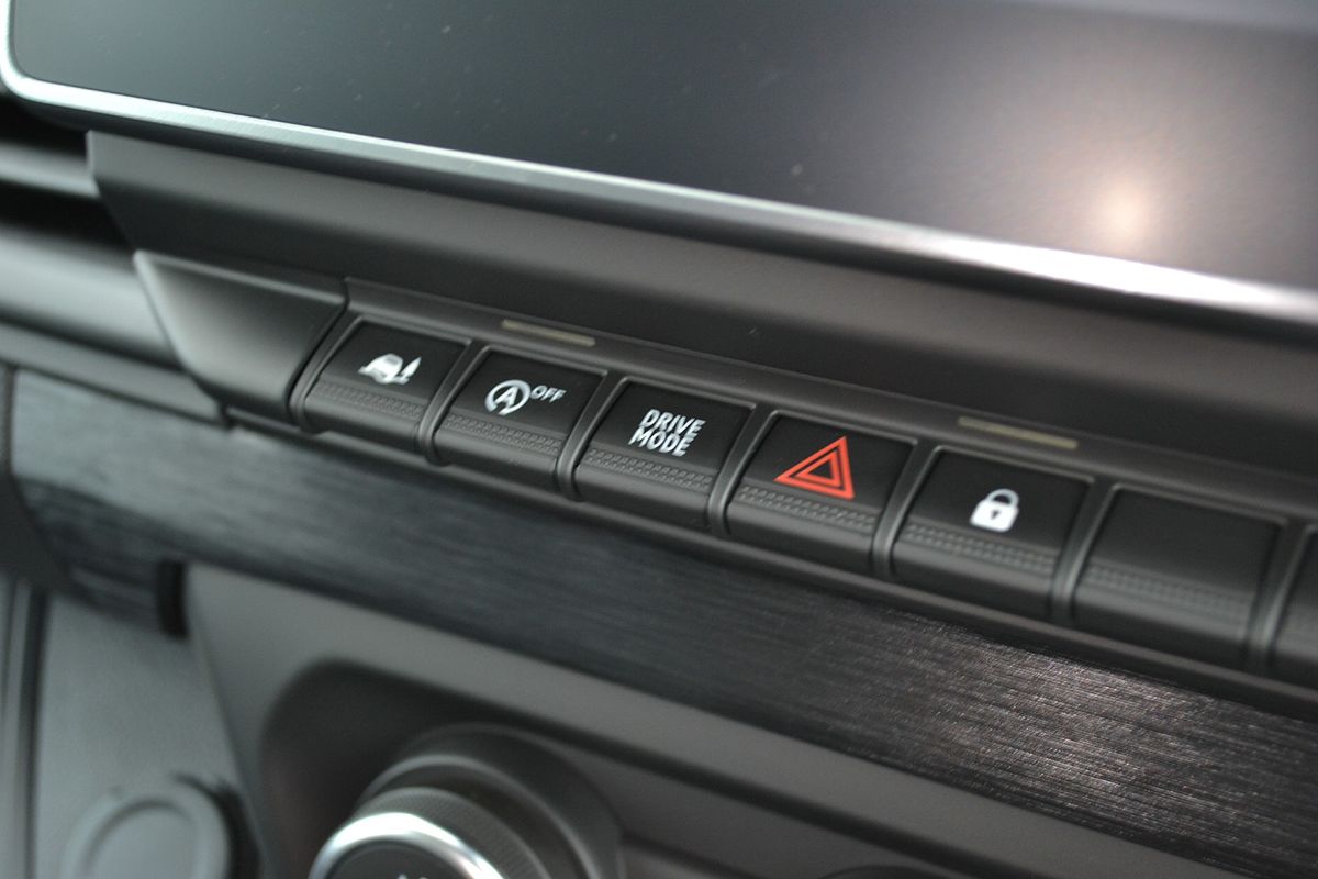 2025 Renault Trafic Premium X82 LWB