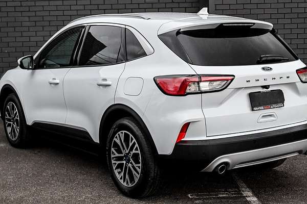2022 Ford Escape ZH