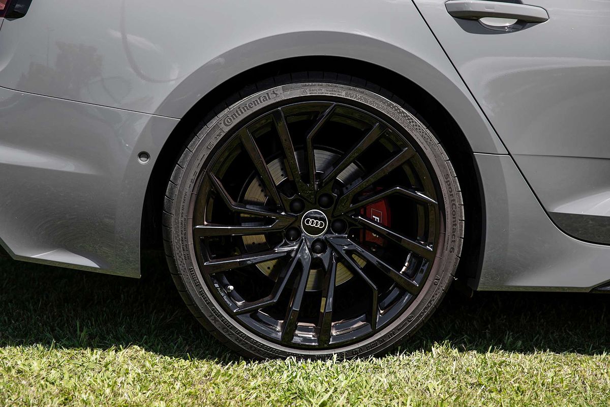 2023 Audi RS5  F5