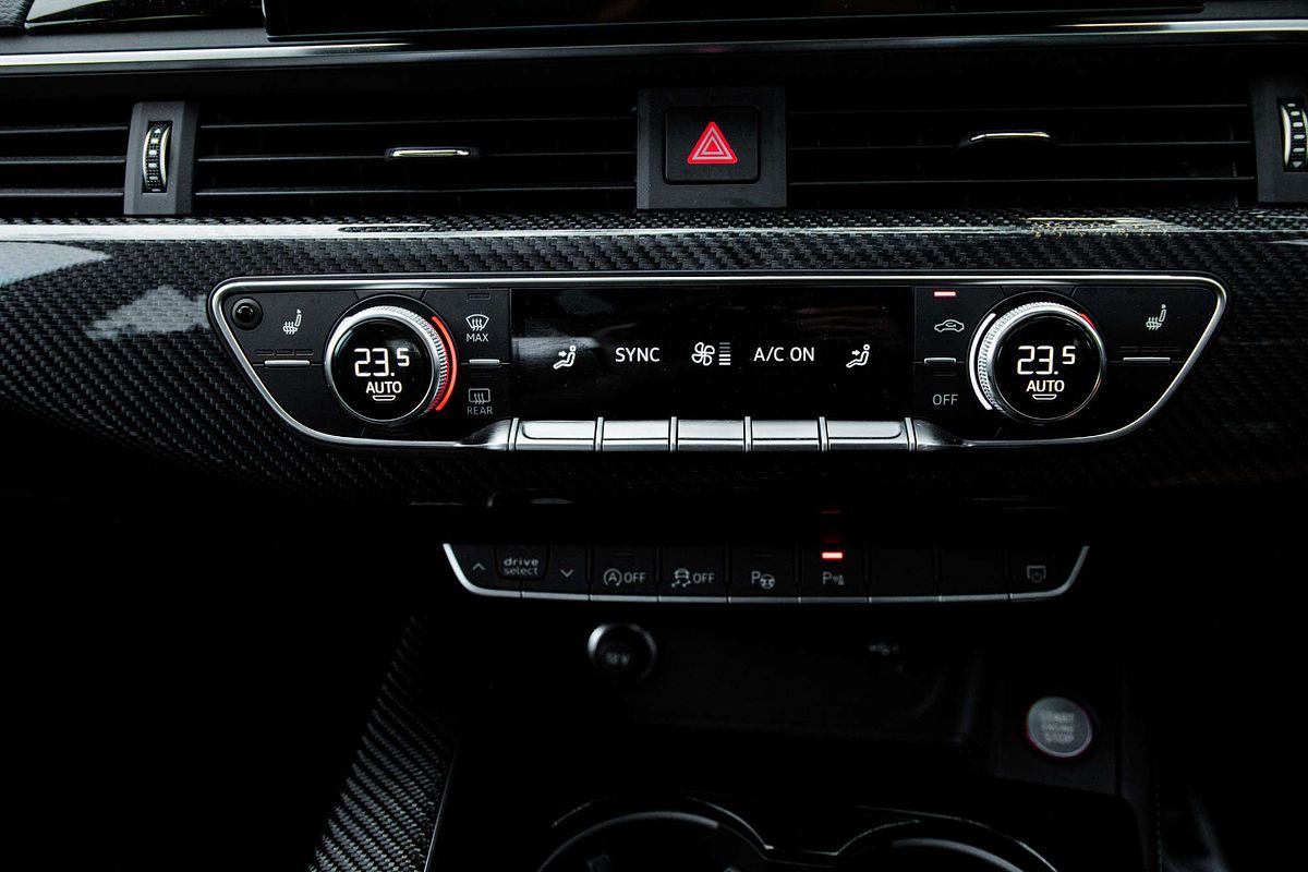 2023 Audi RS5  F5