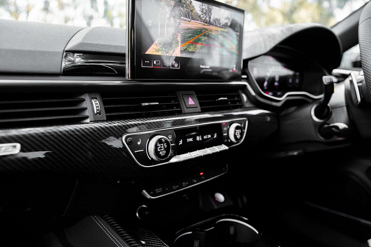 2023 Audi RS5  F5