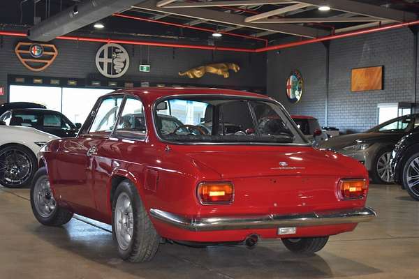 1969 Alfa Romeo 1750 GT Veloce 105
