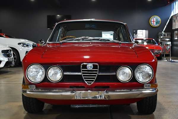 1969 Alfa Romeo 1750 GT Veloce 105