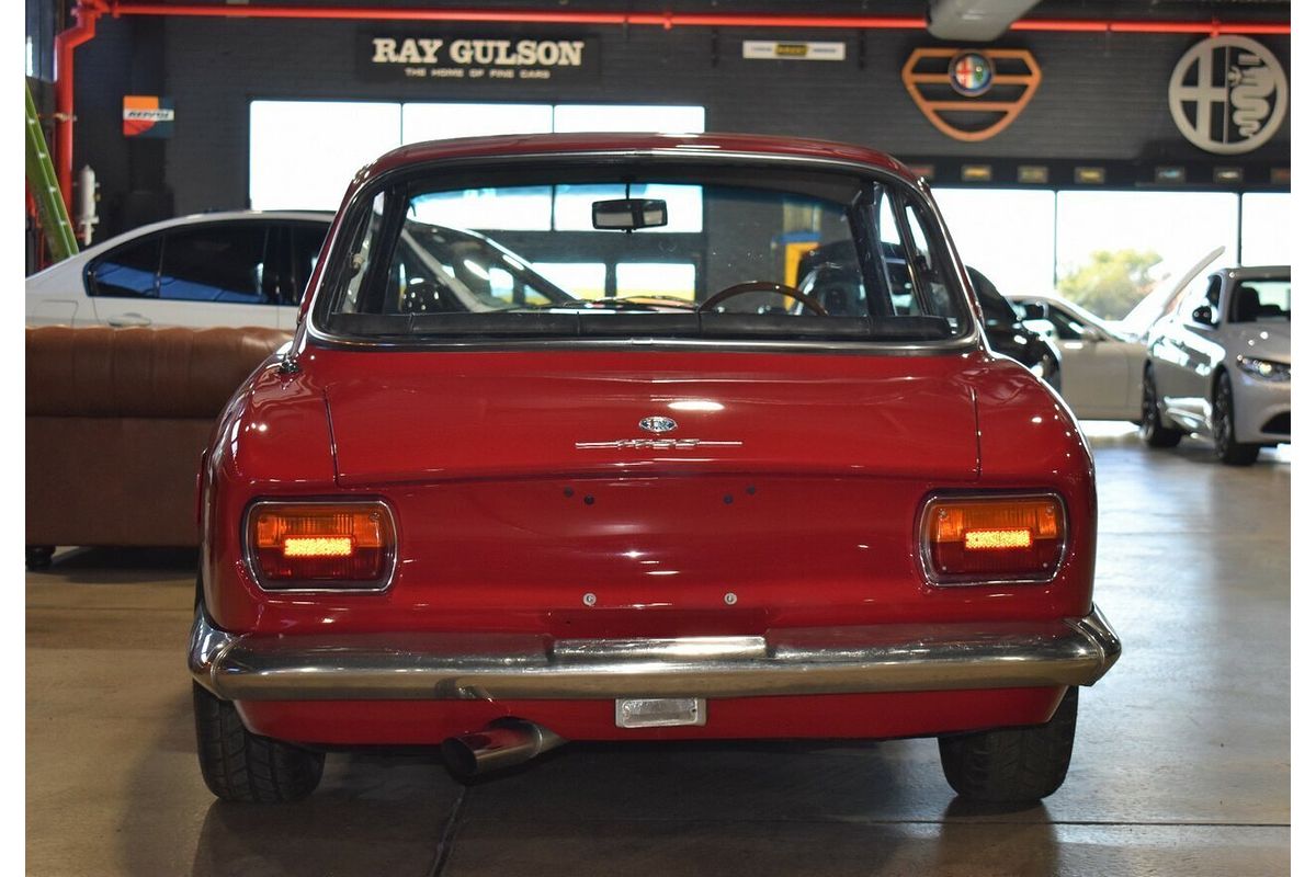 1969 Alfa Romeo 1750 GT Veloce 105