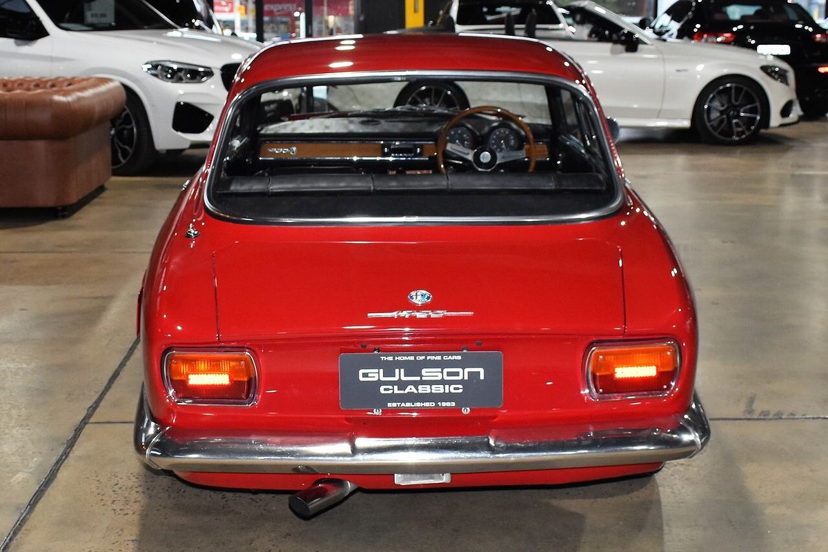 1969 Alfa Romeo 1750 GT Veloce 105