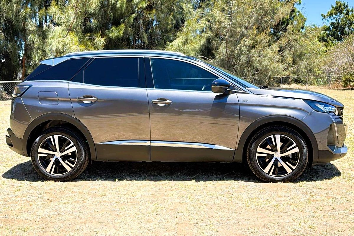 2022 Peugeot 3008 GT P84