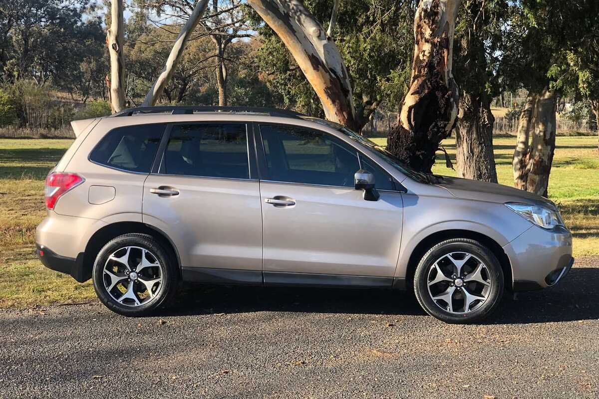 2014 Subaru FORESTER 2.5i-S S4