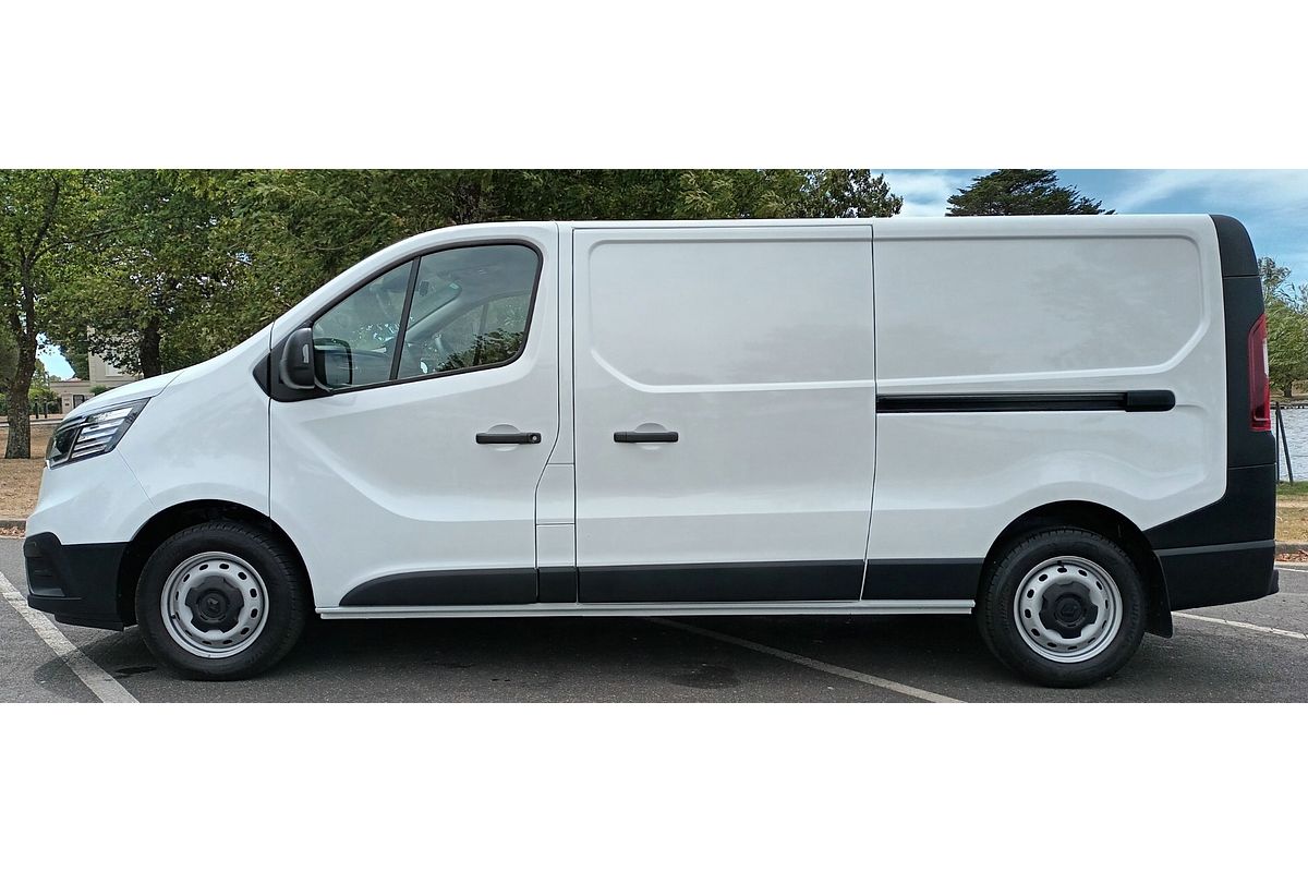 2025 Renault Trafic Pro X82 LWB