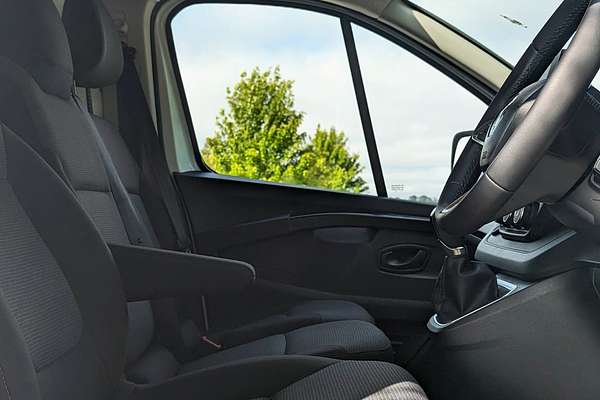 2025 Renault Trafic Pro X82 LWB