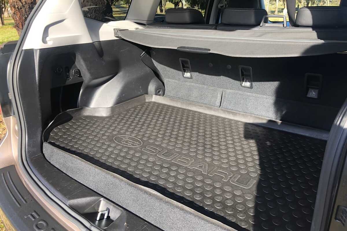 2014 Subaru FORESTER 2.5i-S S4