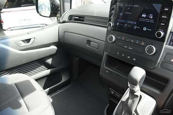 2025 Hyundai STARIA LOAD US4.V3