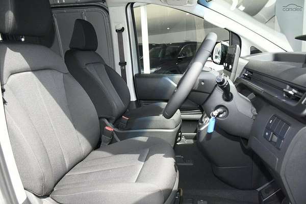 2025 Hyundai STARIA LOAD US4.V3