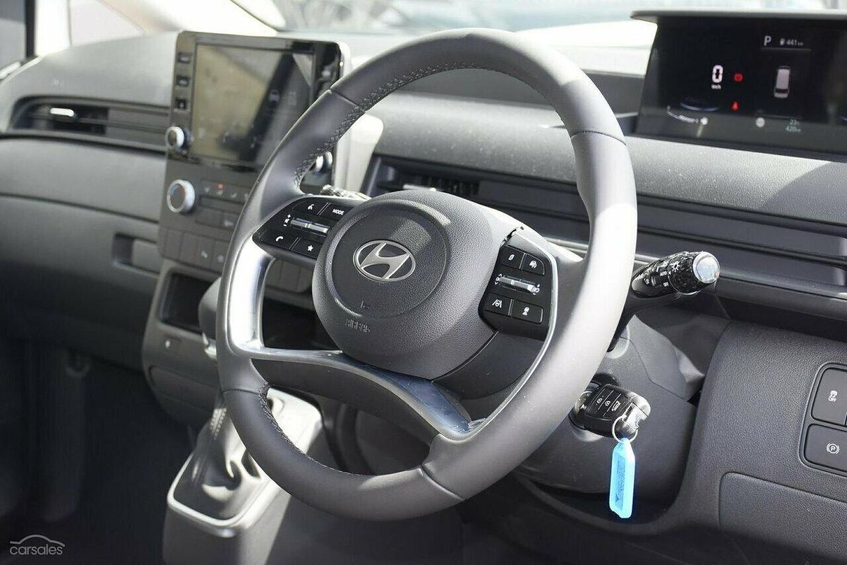 2025 Hyundai STARIA LOAD US4.V3