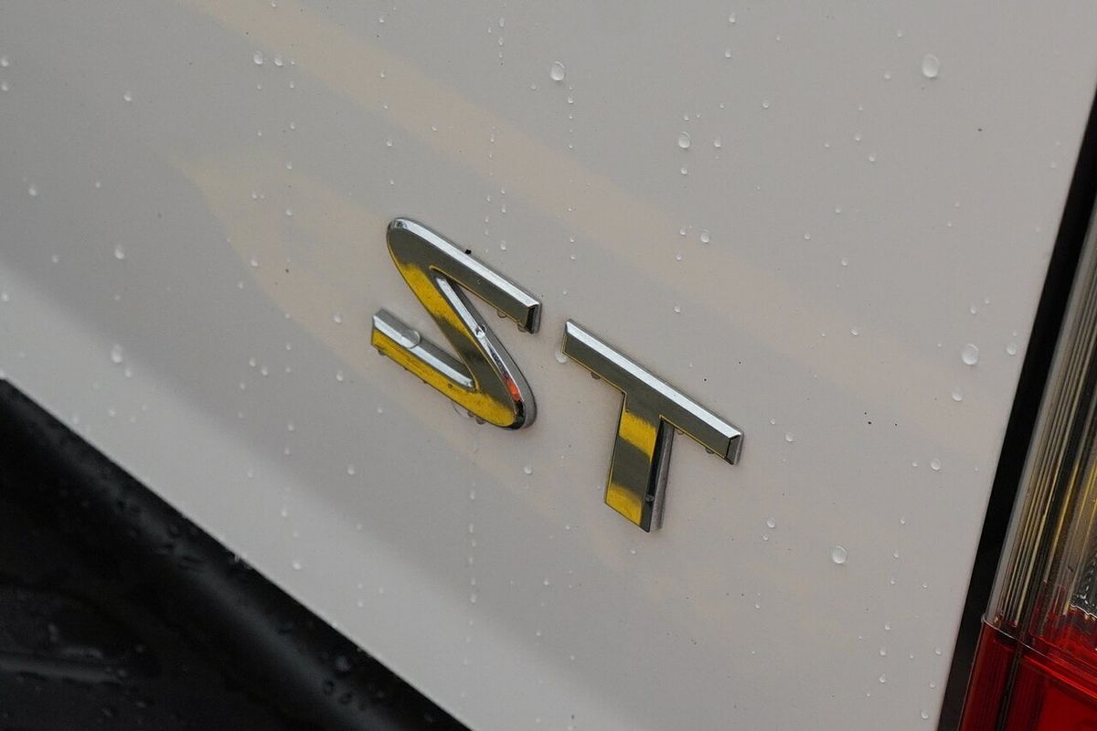 2019 Nissan Navara ST D23 Series 3 4X4