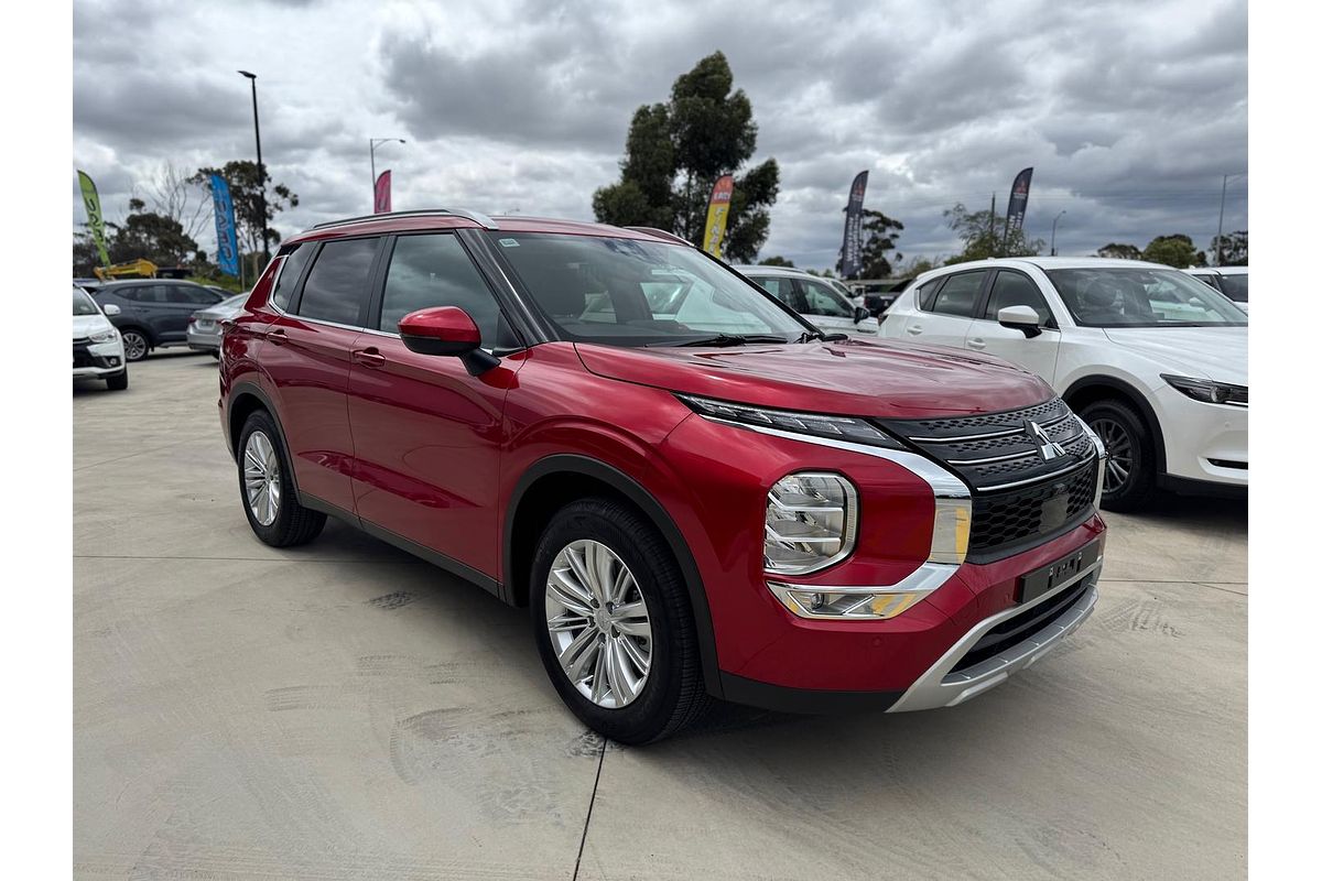 2023 Mitsubishi Outlander LS ZM