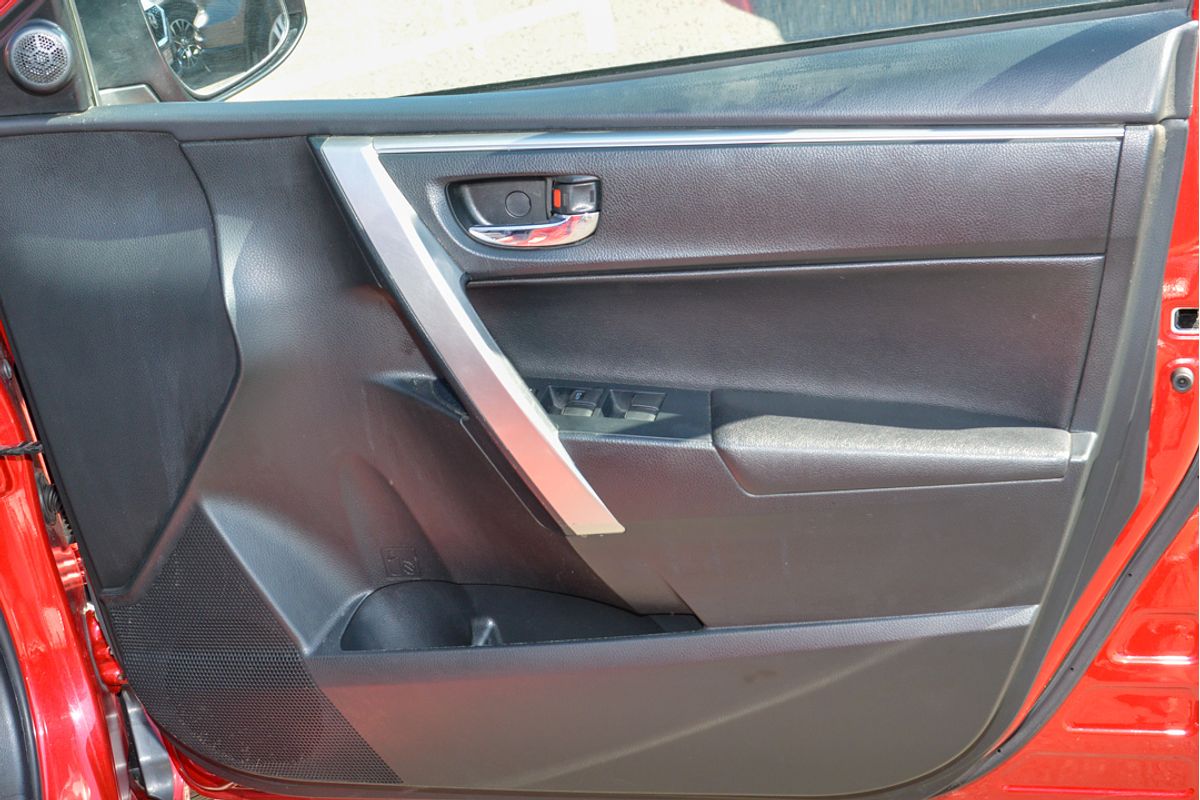 2014 Toyota Corolla ZR ZRE172R