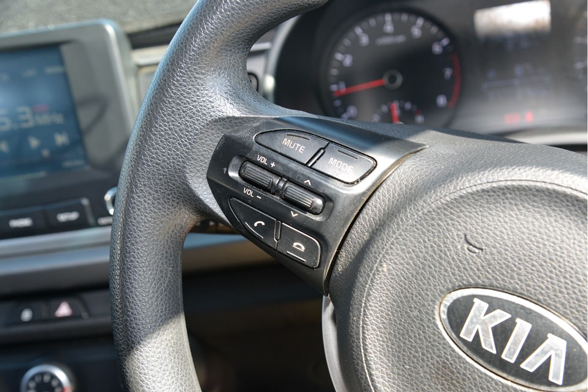 2017 Kia Rio S YB