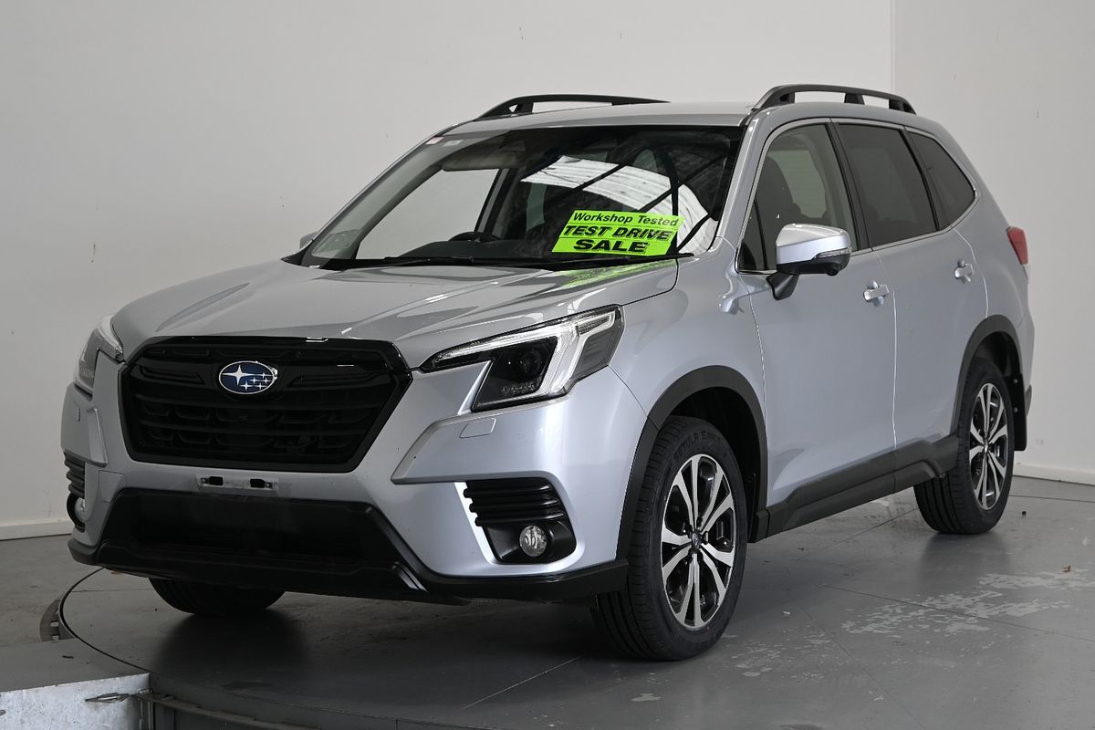 2022 Subaru Forester 2.5i Premium S5