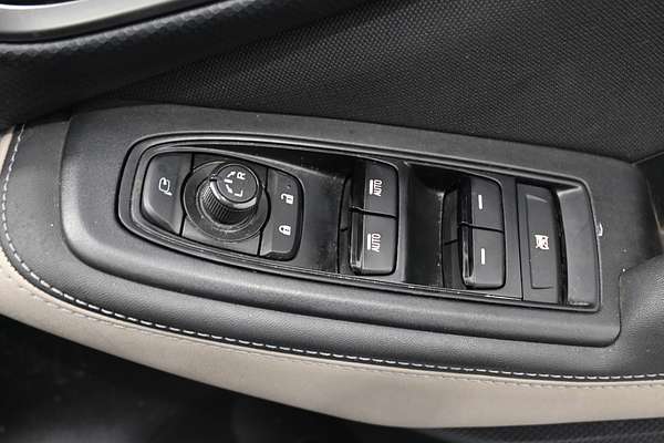 2022 Subaru Forester 2.5i Premium S5