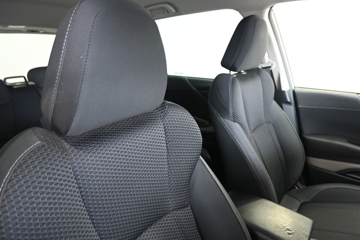 2022 Subaru Forester 2.5i Premium S5