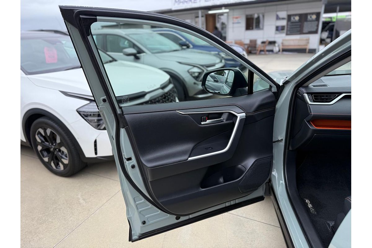 2022 Toyota RAV4 Edge AXAA54R