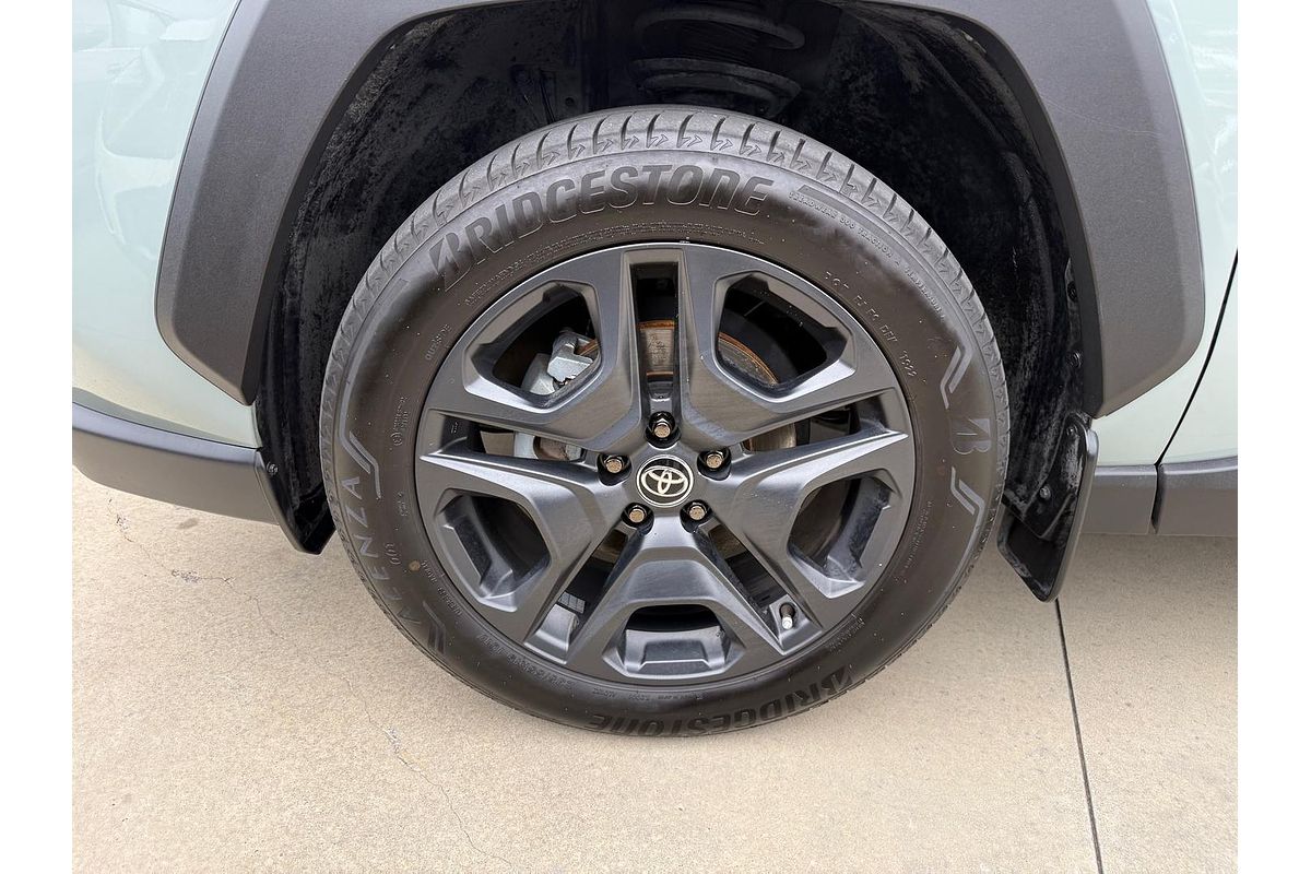 2022 Toyota RAV4 Edge AXAA54R